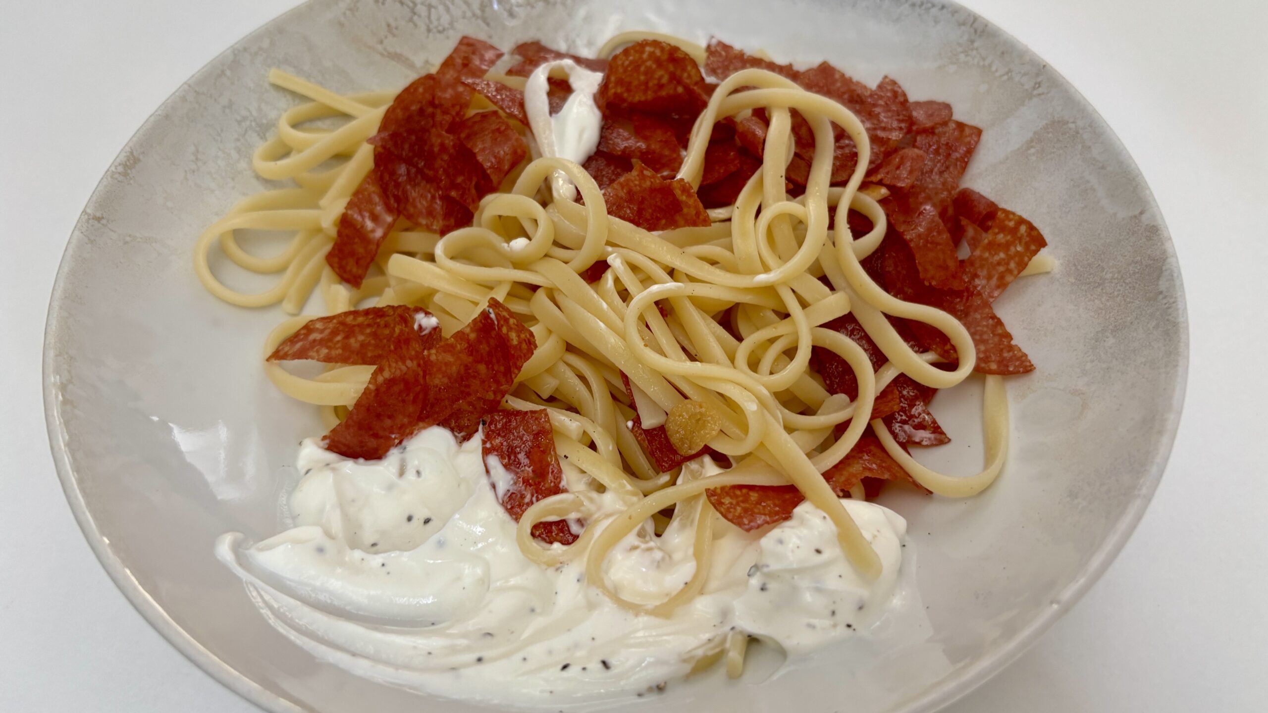 Spaghetti z salami